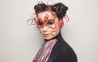 ФОТО: TWITTER.COM (@BJORK)